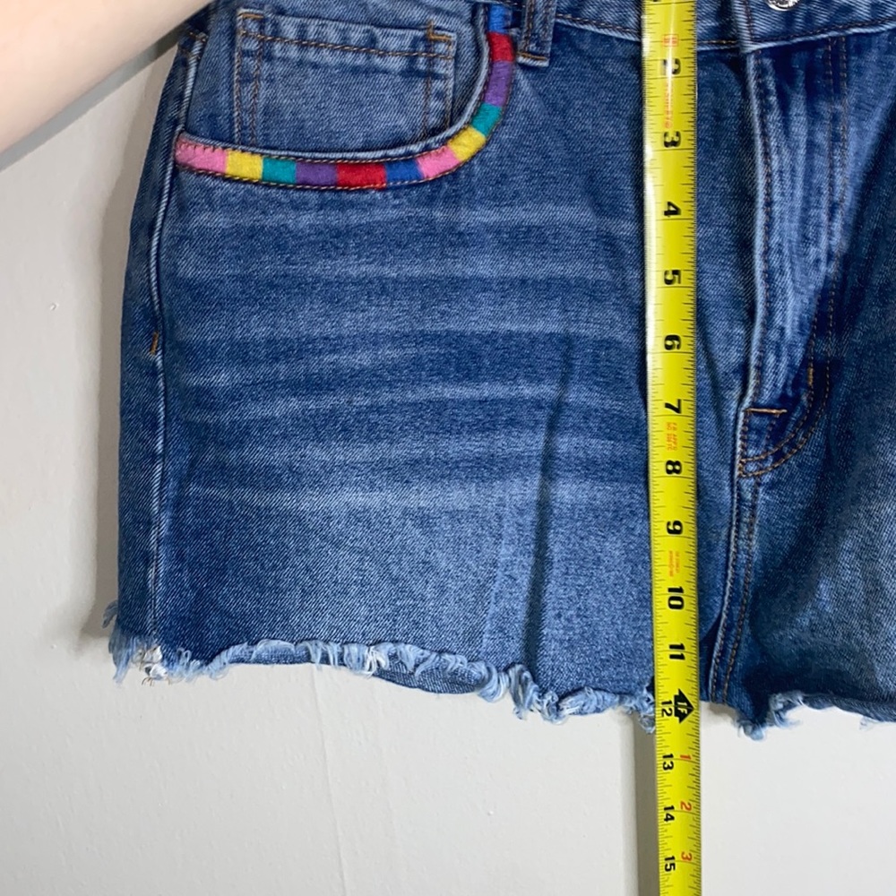 🎲Super cute rainbow shorts! - Picture 3 of 7